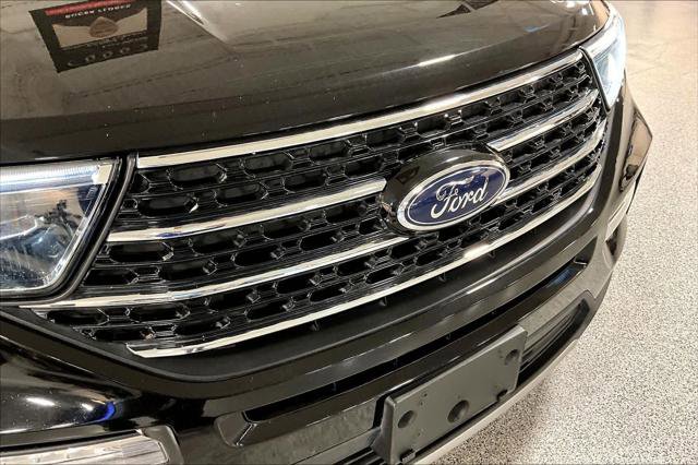 Used 2021 Ford Explorer XLT w/ Equipment Group 202A RWD image 33