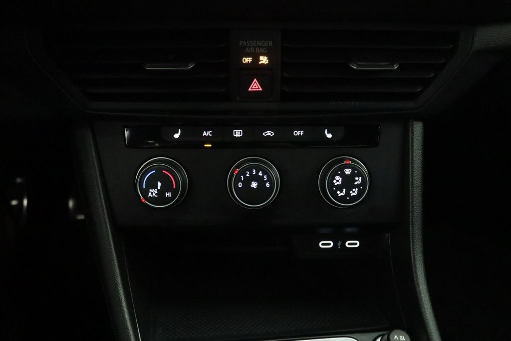 Used 2024 Volkswagen Jetta Sport FWD image 20