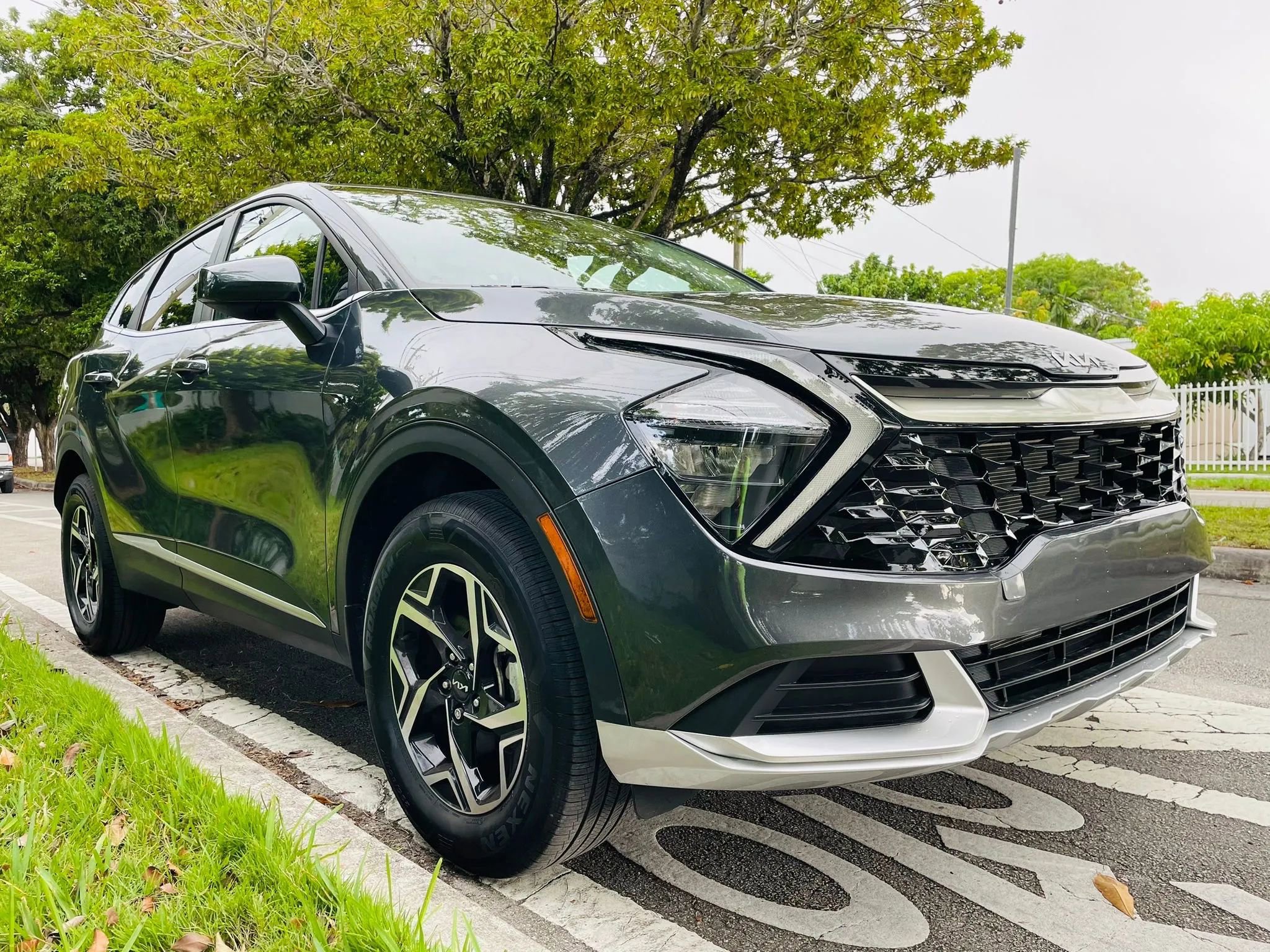 Used 2023 Kia Sportage LX image 7