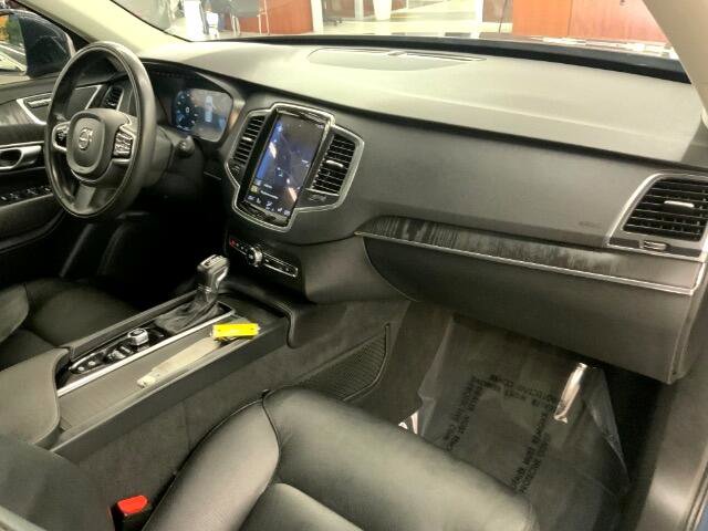 Used 2020 Volvo XC90 T6 Momentum image 9
