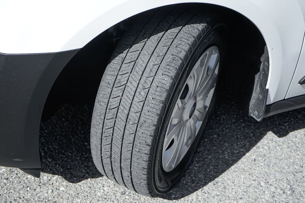 Used 2019 Ford Transit Connect XL image 38