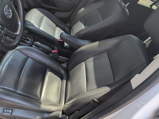 Used 2019 Buick Encore Essence image 21