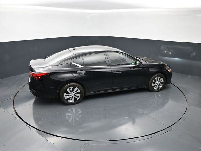 Used 2025 Nissan Altima 2.5 S FWD image 21