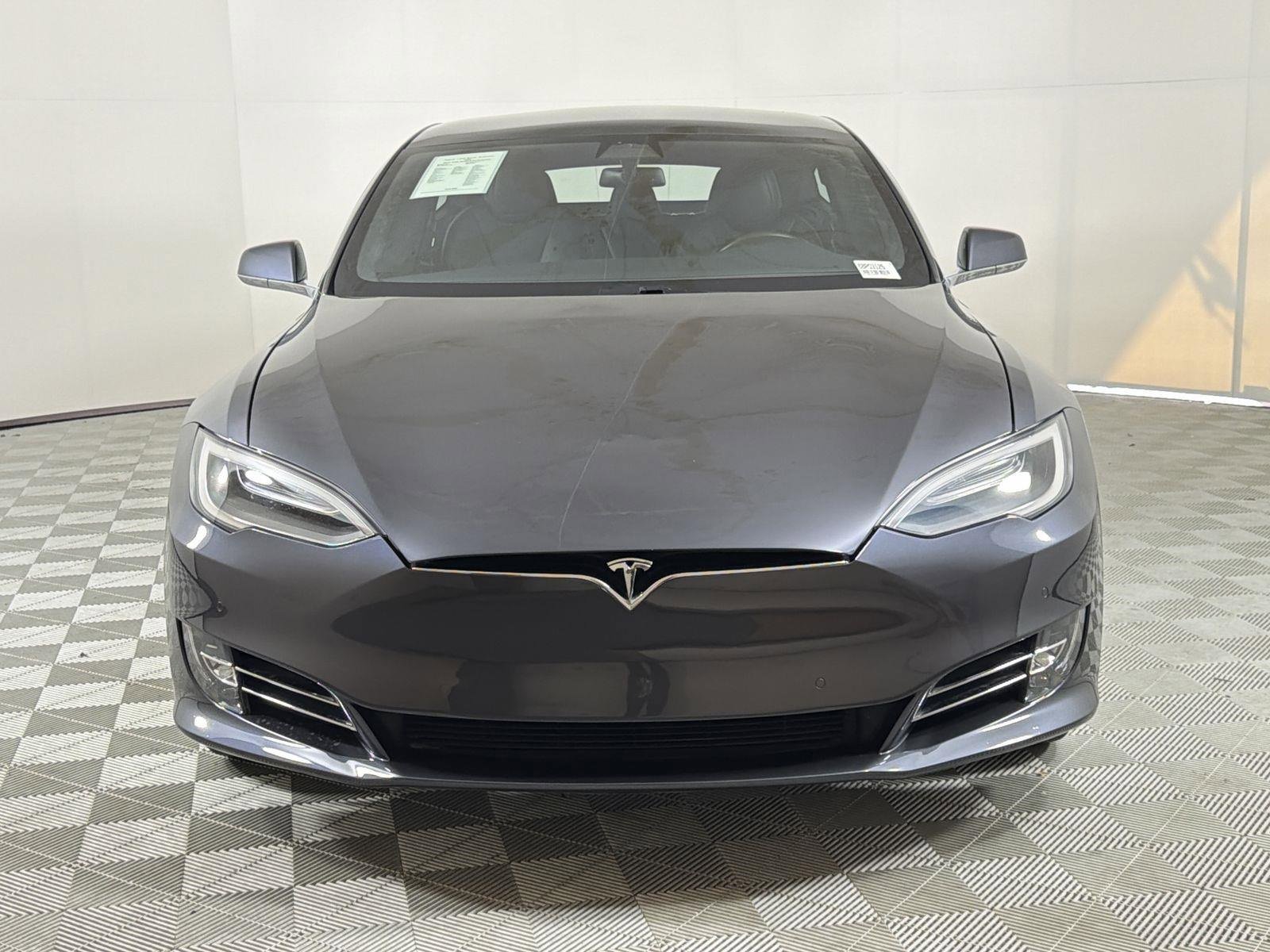 Used 2021 Tesla Model S Performance image 8