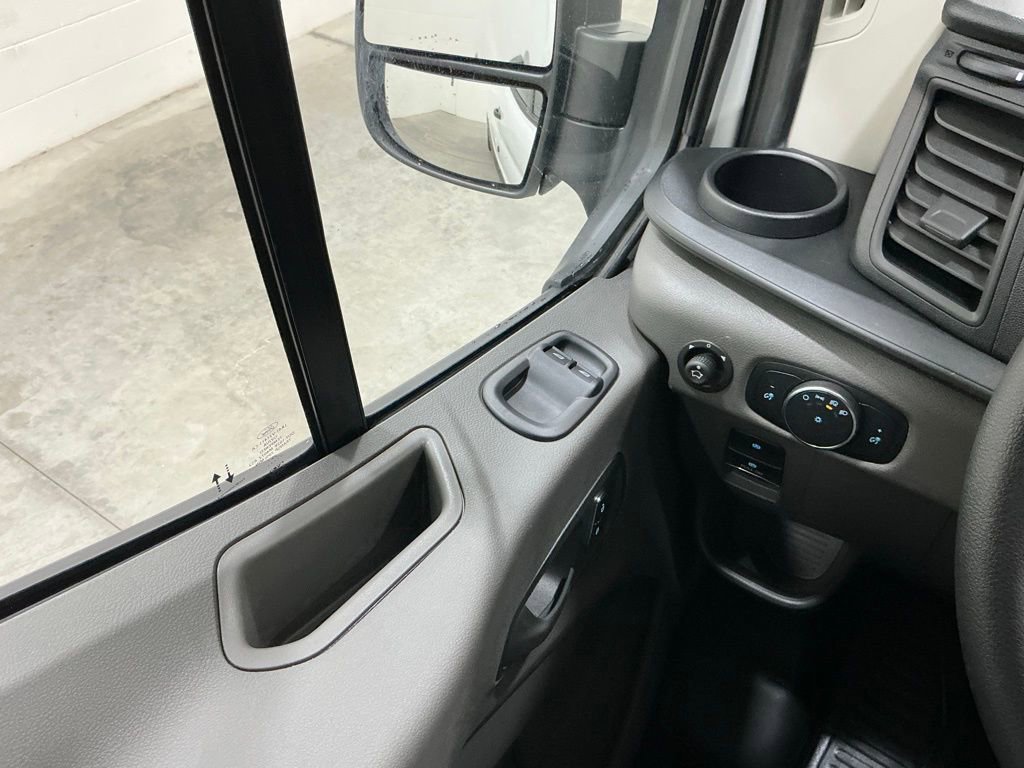 New 2026 Ford Transit 250 Low Roof image 15