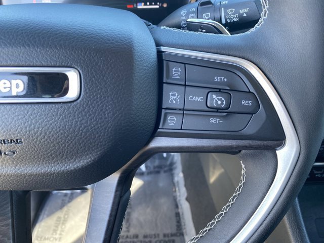 Used 2022 Jeep Grand Cherokee Limited 4xe w/ Luxury Tech Group II image 43