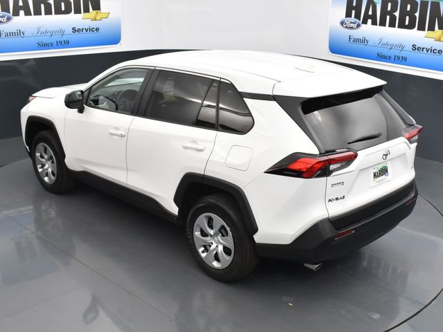 Used 2022 Toyota RAV4 LE image 25