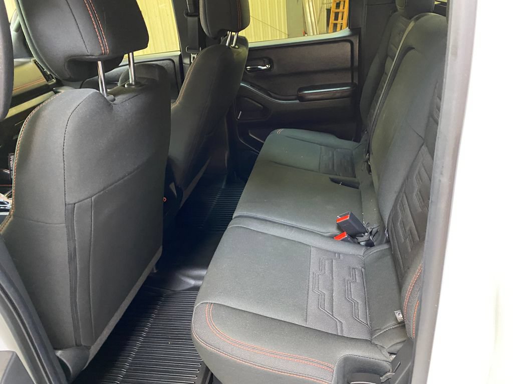 Used 2025 Nissan Frontier PRO-4X AWD/4WD image 24