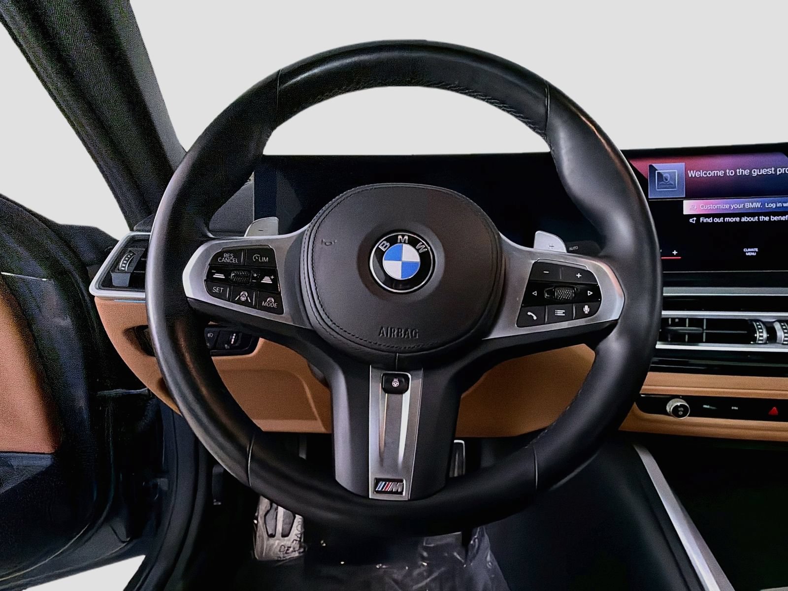 Used 2024 BMW M440i Coupe RWD image 11