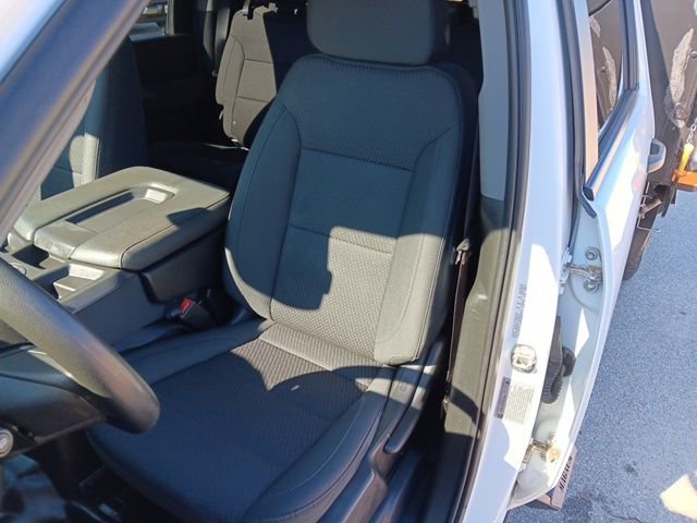 Used 2024 GMC Sierra 3500 Pro w/ Convenience Package image 28