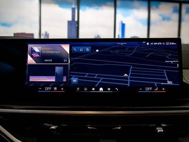 Certified 2025 BMW X7 xDrive40i w/ Executive Package image 18