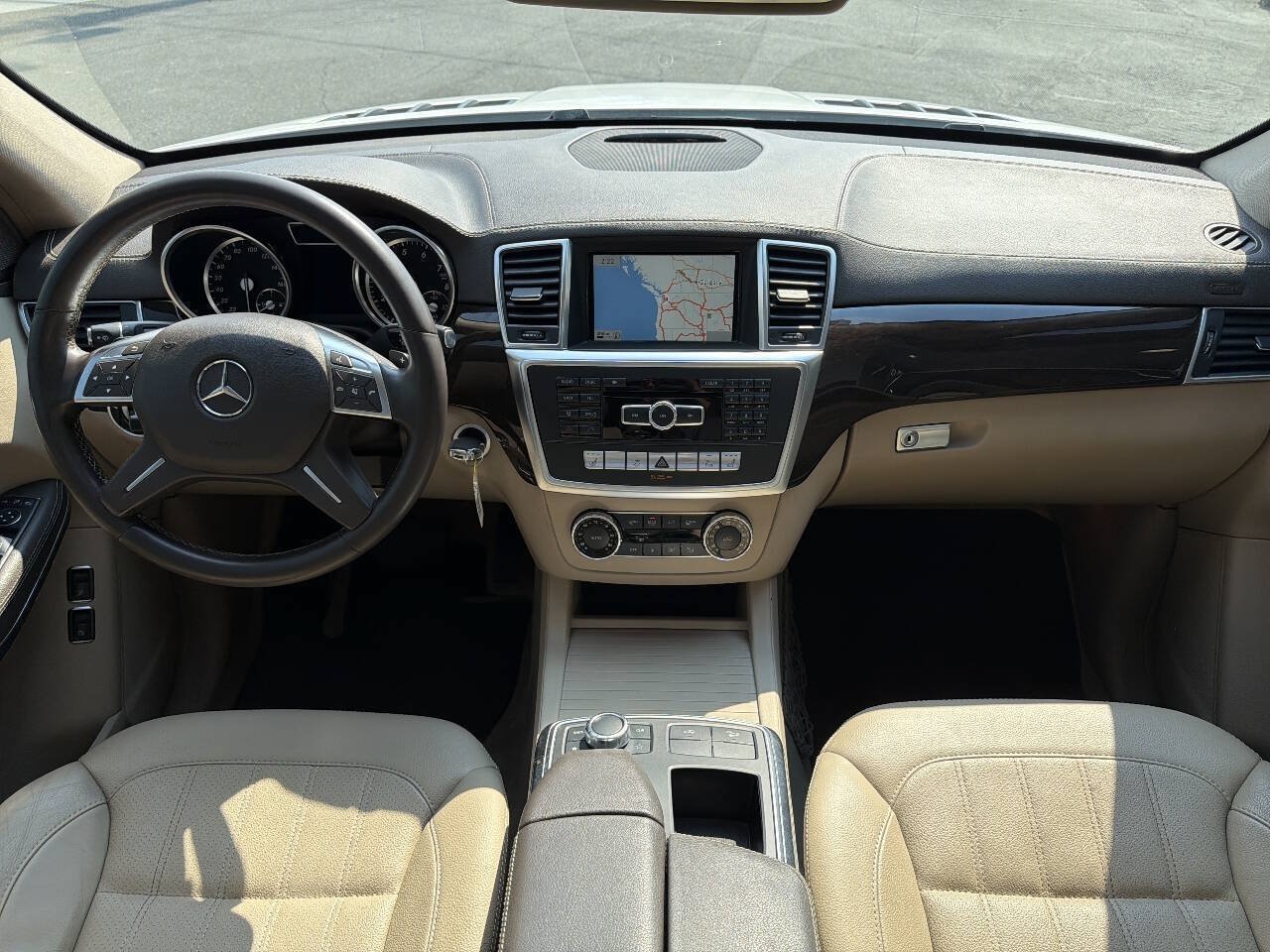 Used 2014 Mercedes-Benz GL 450 4MATIC image 21