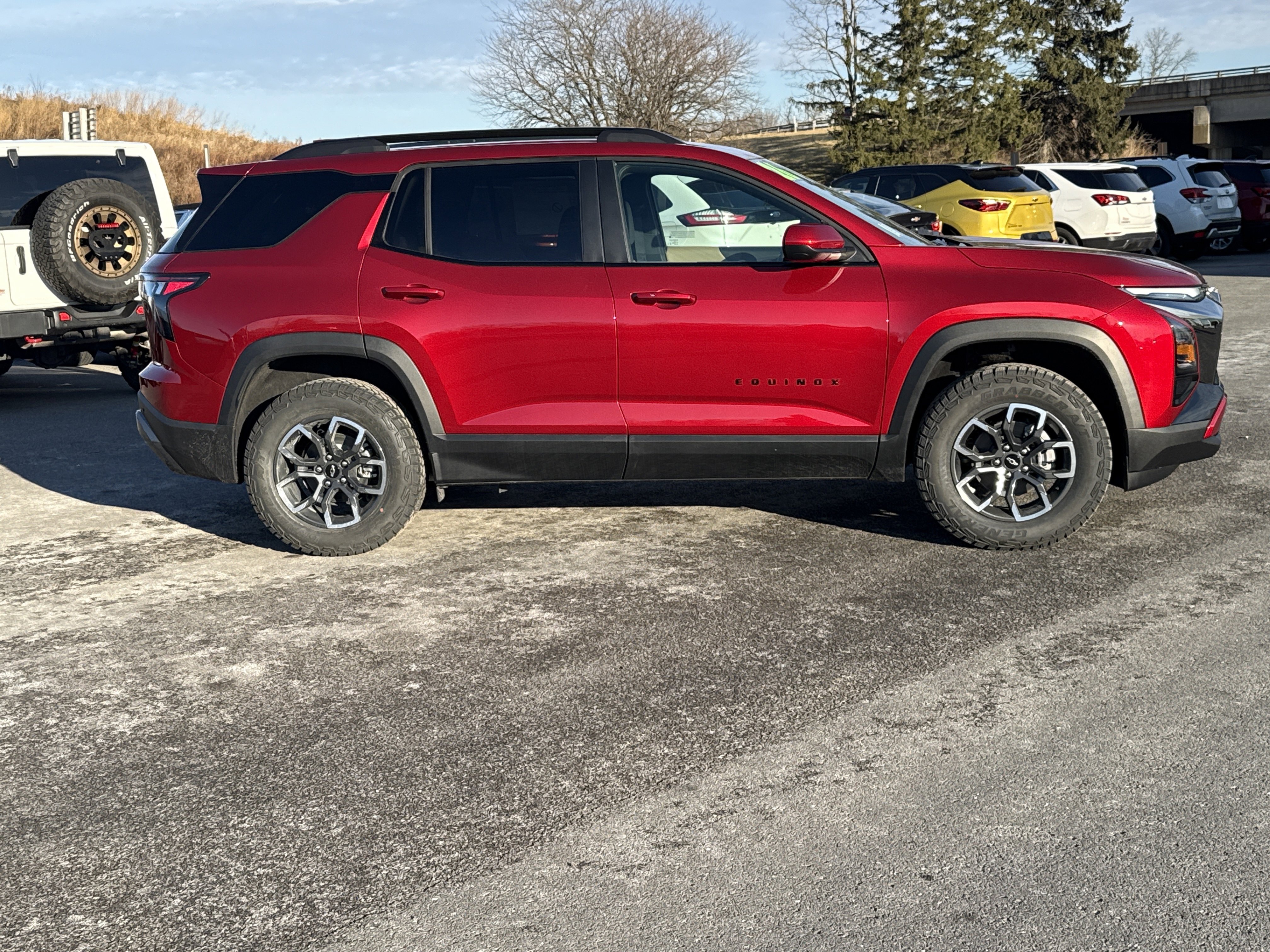 New 2026 Chevrolet Equinox ACTIV w/ Convenience Package III video 2