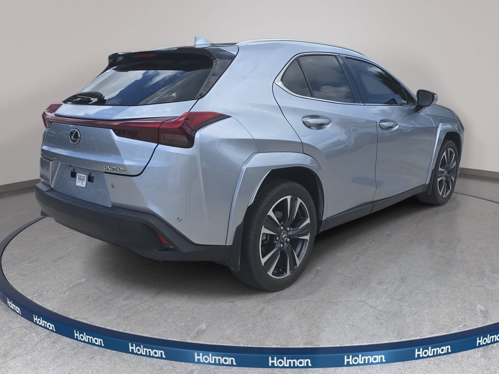 Used 2024 Lexus UX 250h FWD w/ Premium Package image 7