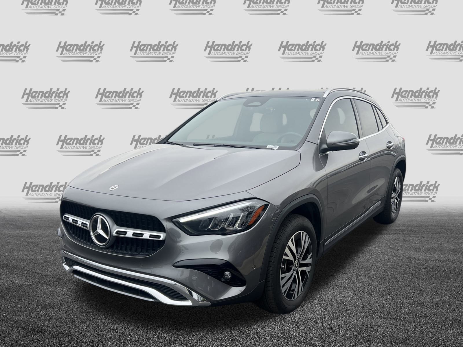 Used 2025 Mercedes-Benz GLA 250 4MATIC image 5