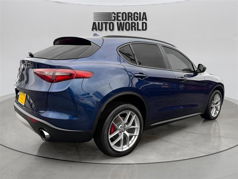 Used 2018 Alfa Romeo Stelvio Ti Sport image 13
