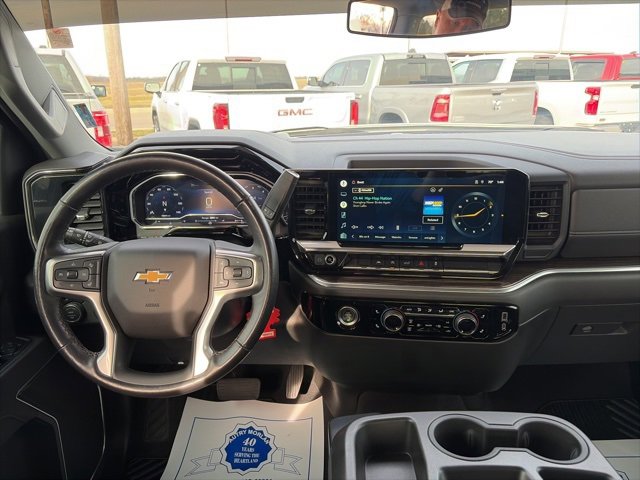 Used 2022 Chevrolet Silverado 1500 LT image 14