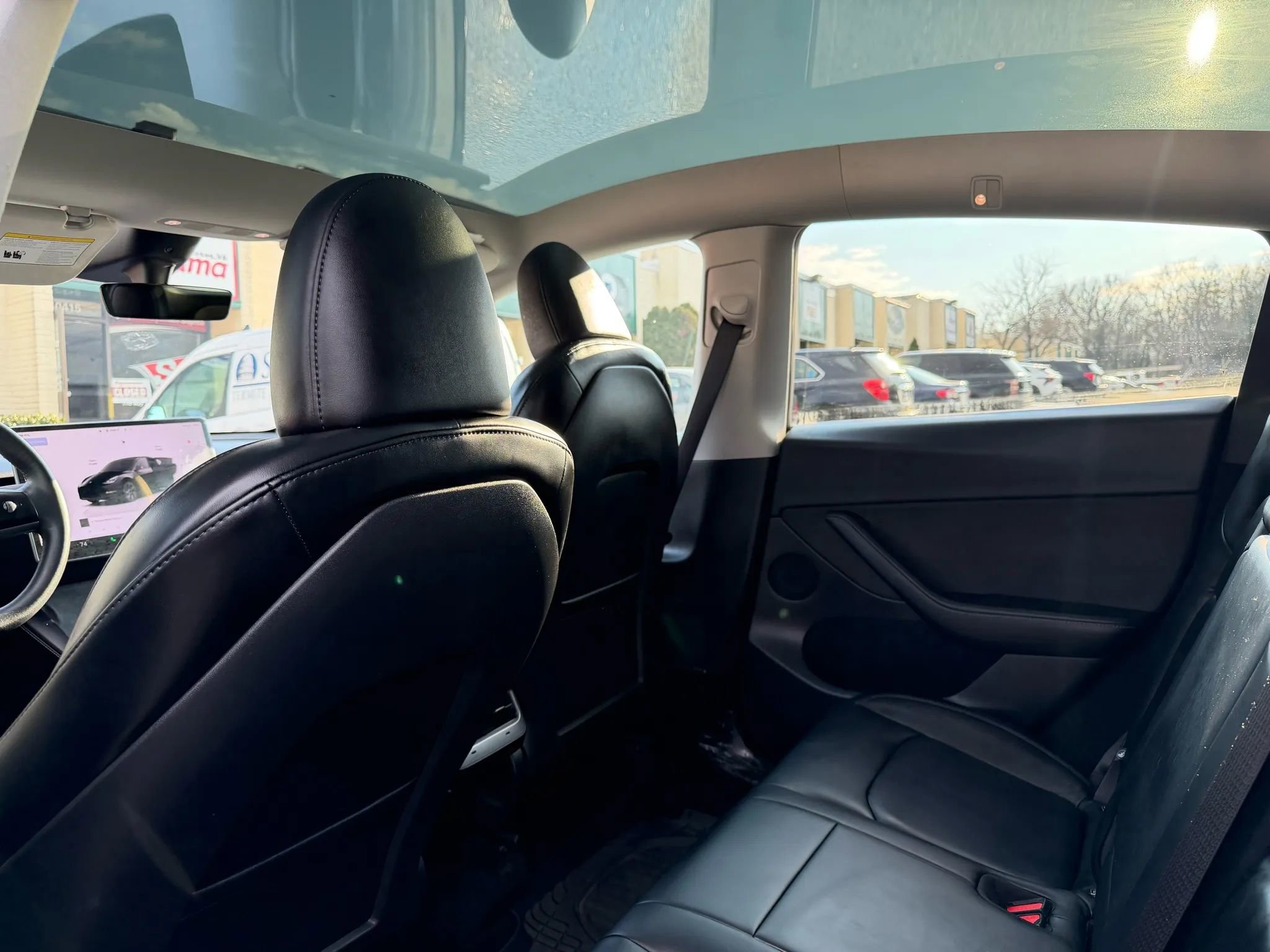 Used 2025 Tesla Model Y Long Range image 17