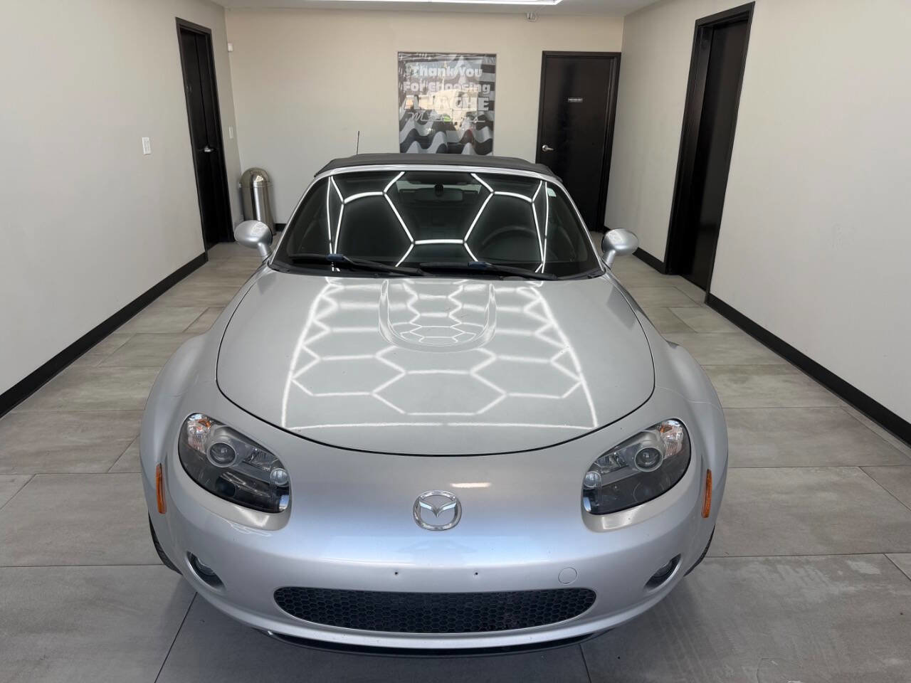 Used 2008 MAZDA MX-5 Miata Touring image 14