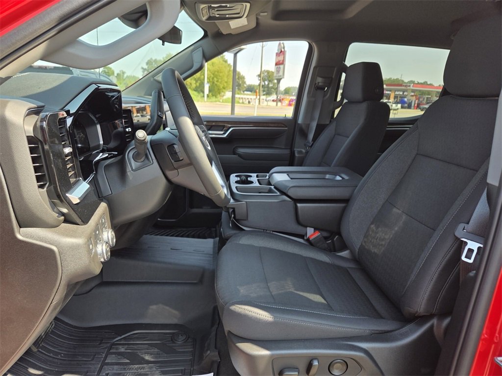 New 2026 GMC Sierra 1500 SLE image 9