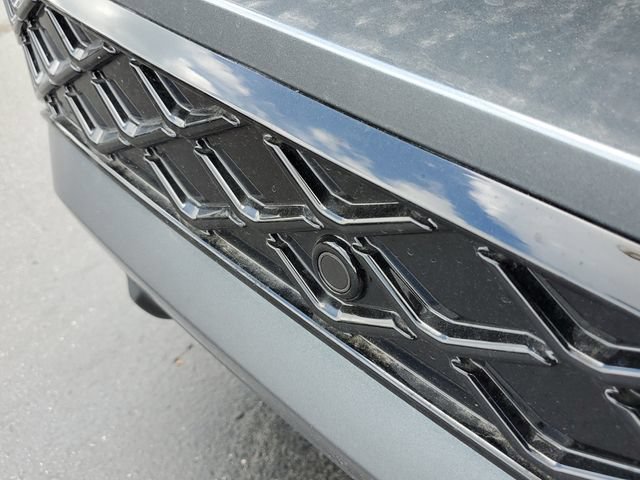 New 2026 Volkswagen Tiguan SE R-Line FWD image 6