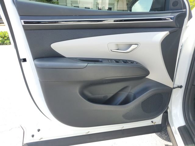 Certified 2023 Hyundai Tucson SEL w/ Convenience Package FWD image 12