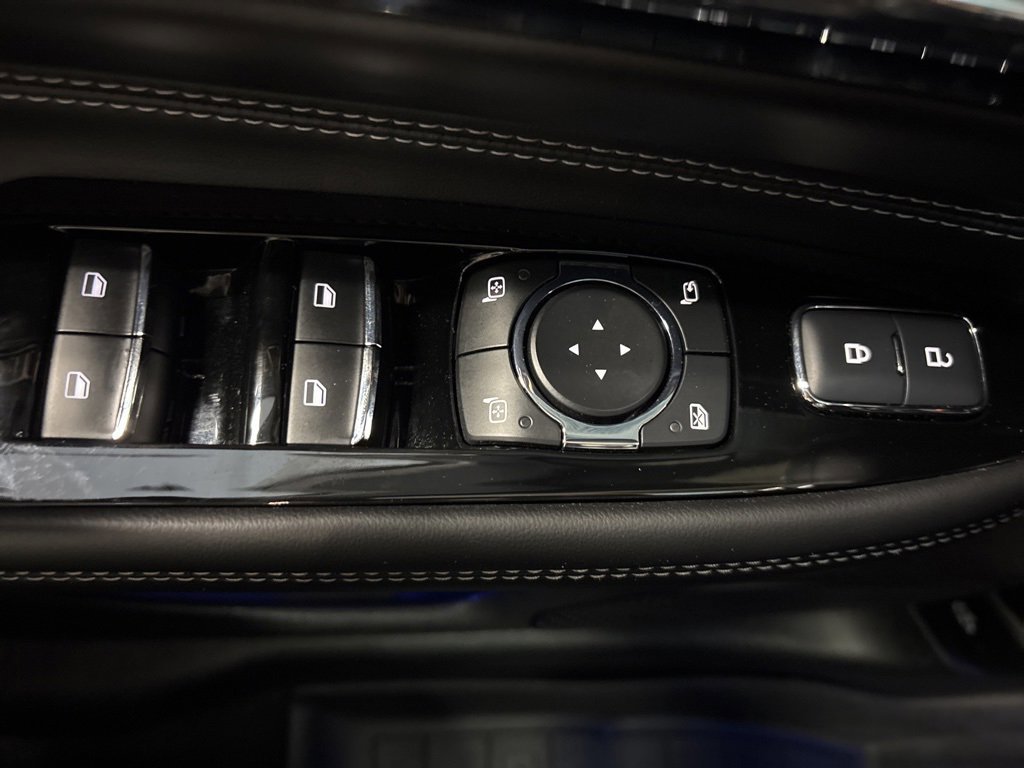 Used 2024 Lincoln Corsair Grand Touring w/ Equipment Group 301A image 27