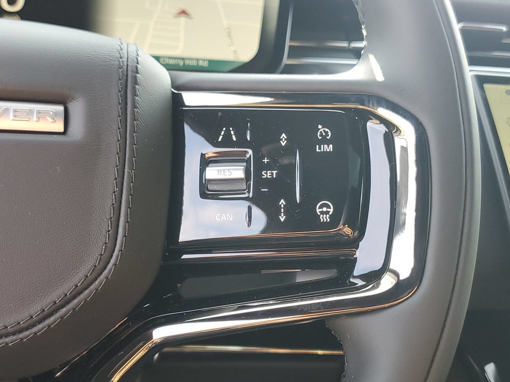 New 2026 Land Rover Range Rover Sport Dynamic SE AWD/4WD image 17