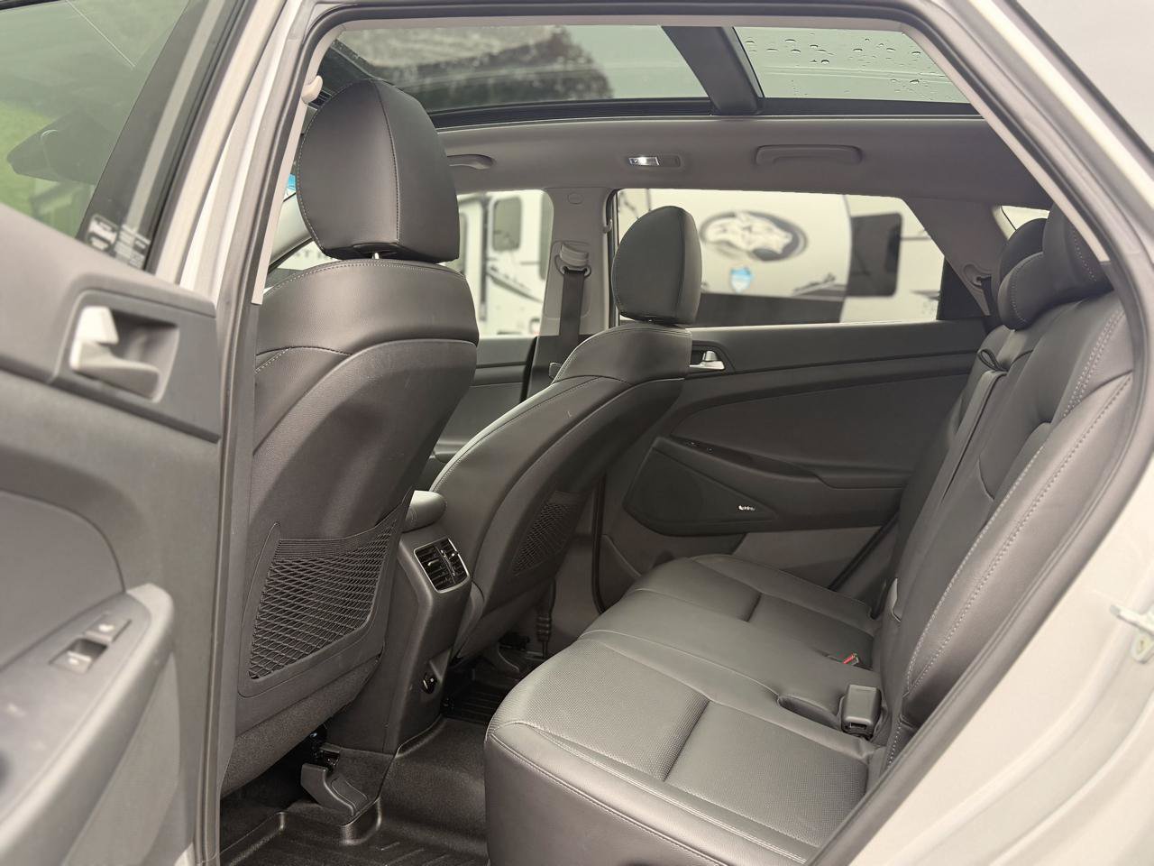 Used 2021 Hyundai Tucson Ultimate w/ Cargo Package AWD/4WD image 11