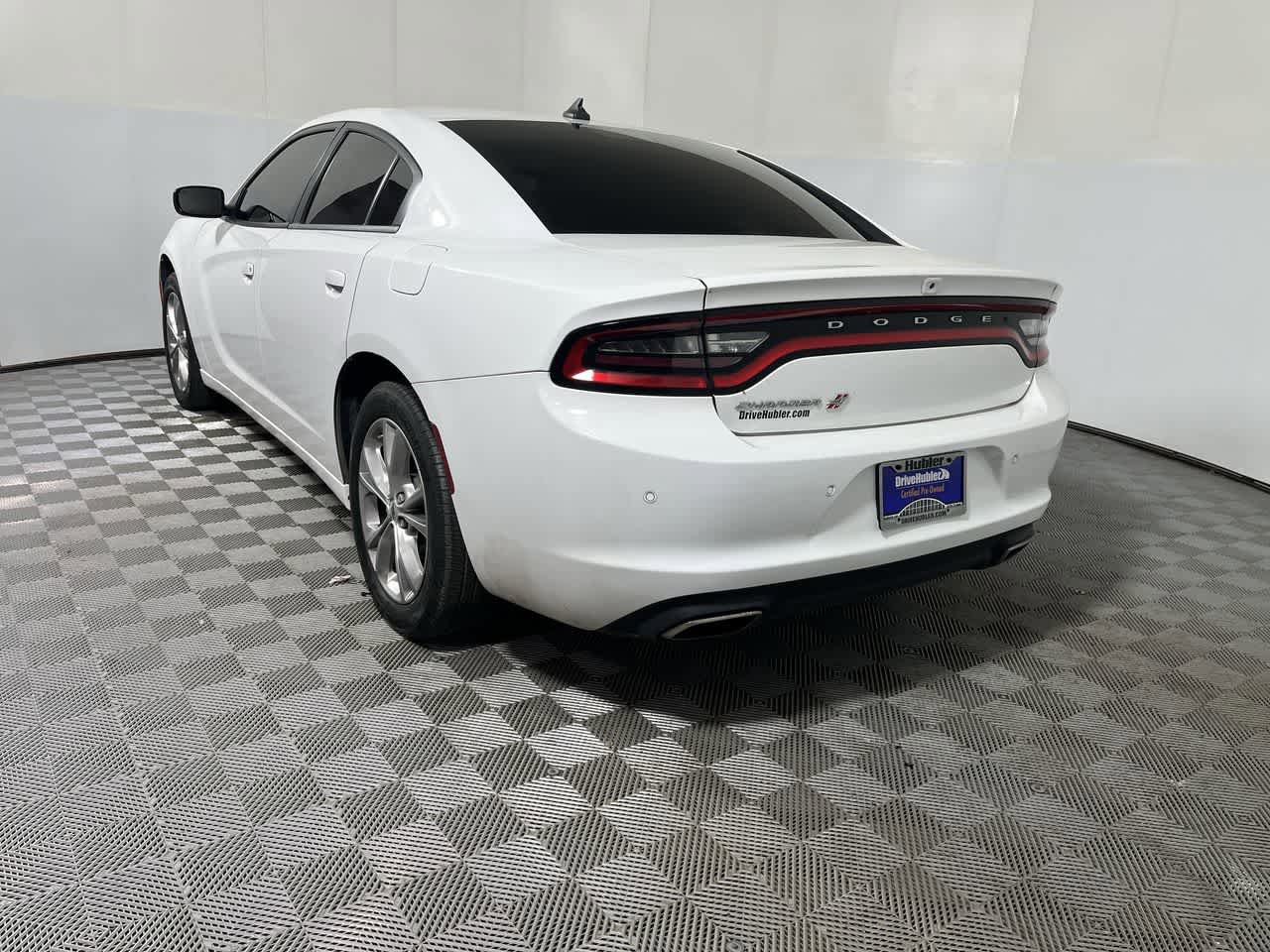 Used 2022 Dodge Charger SXT AWD/4WD image 6