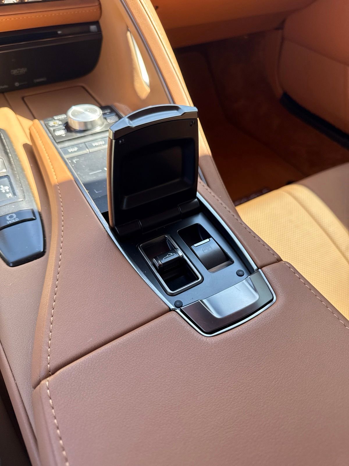 Used 2022 Lexus LC 500 Convertible w/ Touring Package RWD image 14