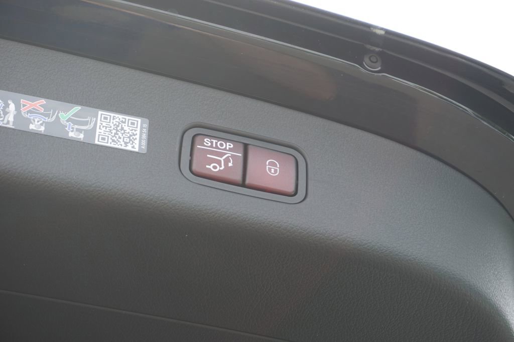 Certified 2025 Mercedes-Benz GLC 350e 4MATIC image 52