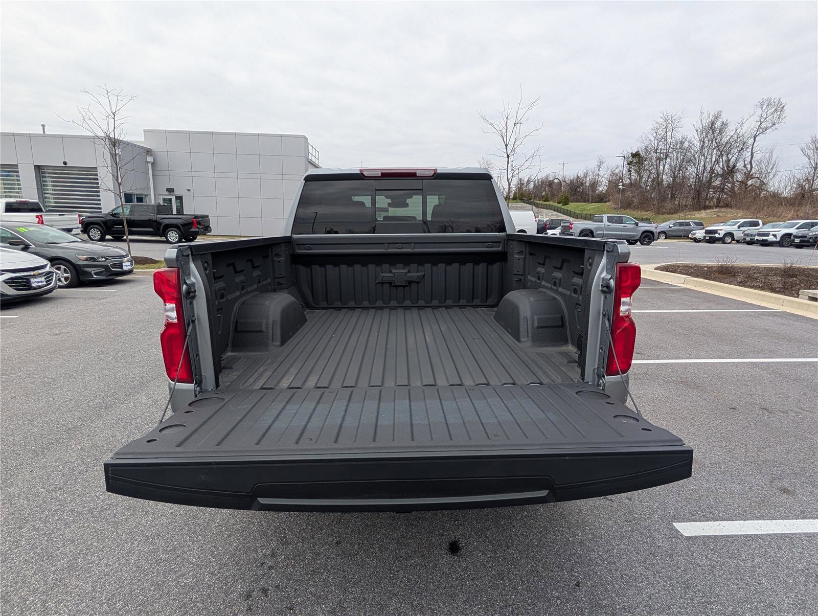 Used 2025 Chevrolet Silverado 1500 LT Trail Boss w/ Convenience Package II image 13