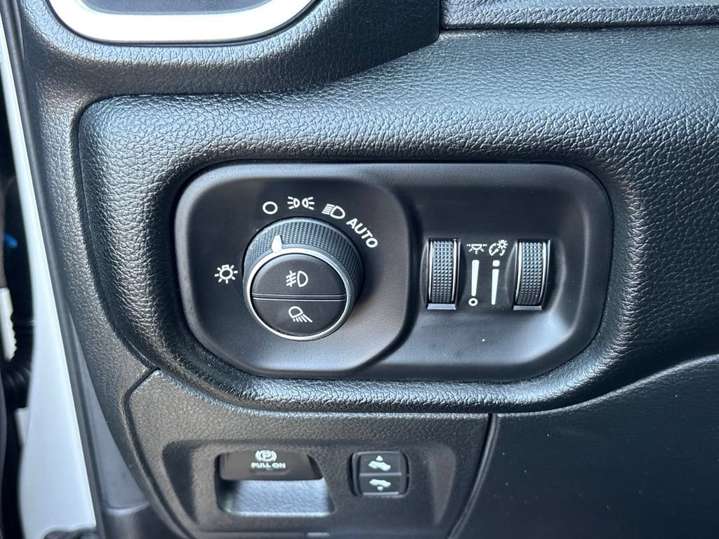 Used 2026 RAM 1500 Big Horn AWD/4WD image 15