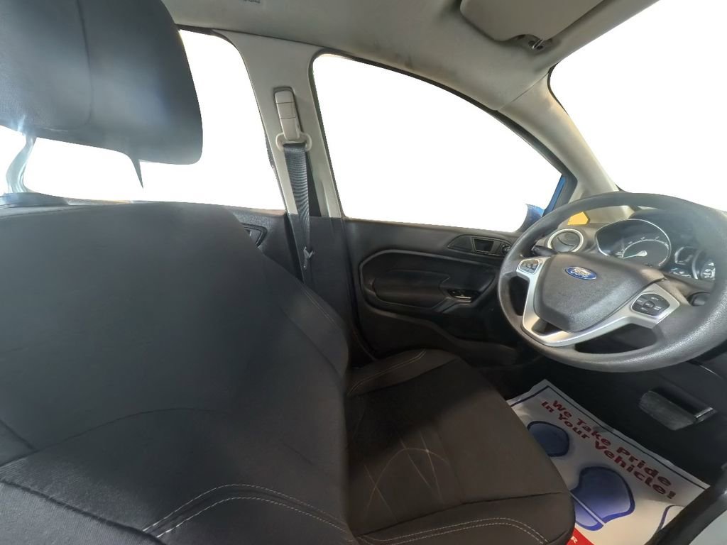 Used 2019 Ford Fiesta SE image 25