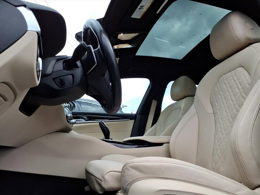 Used 2022 BMW 530i xDrive w/ Convenience Package image 27