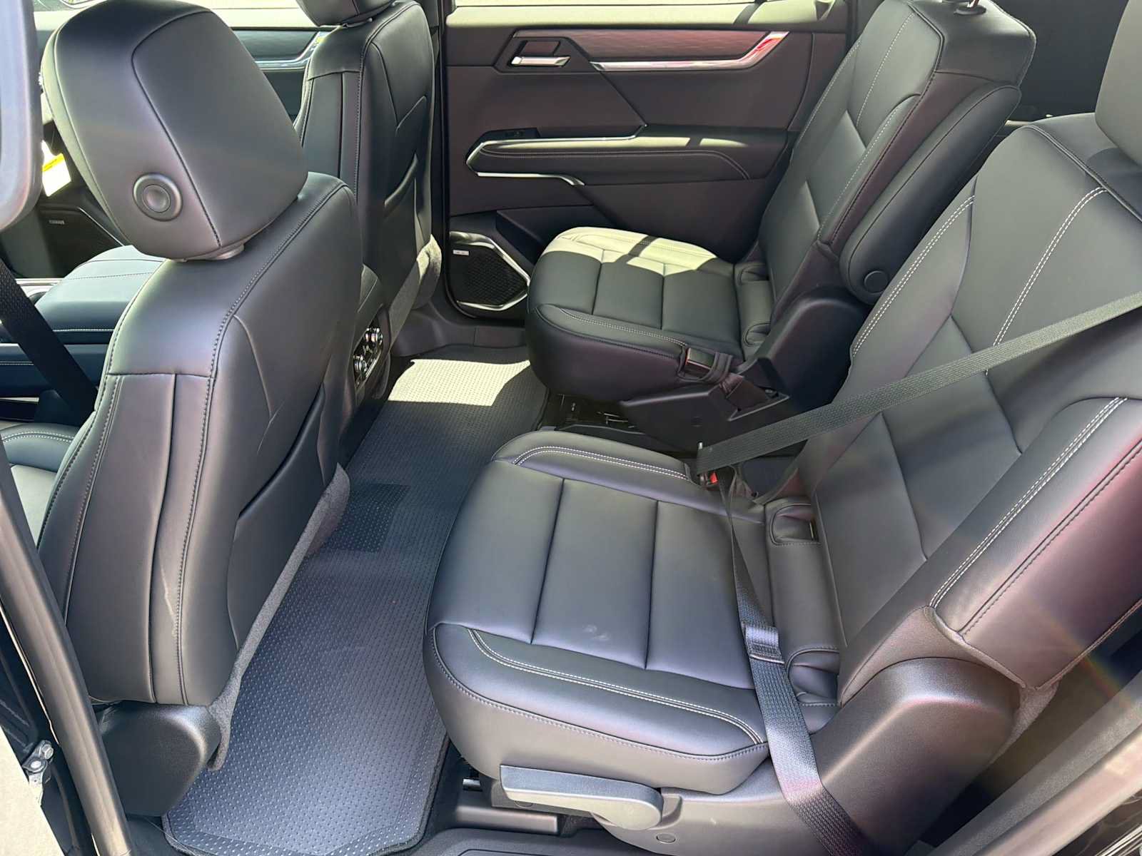 New 2026 GMC Acadia Elevation w/ Black Edition FWD image 21