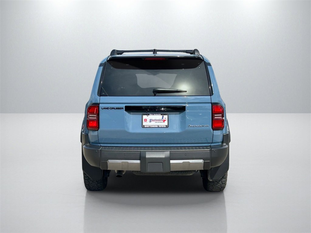 Used 2025 Toyota Land Cruiser image 6
