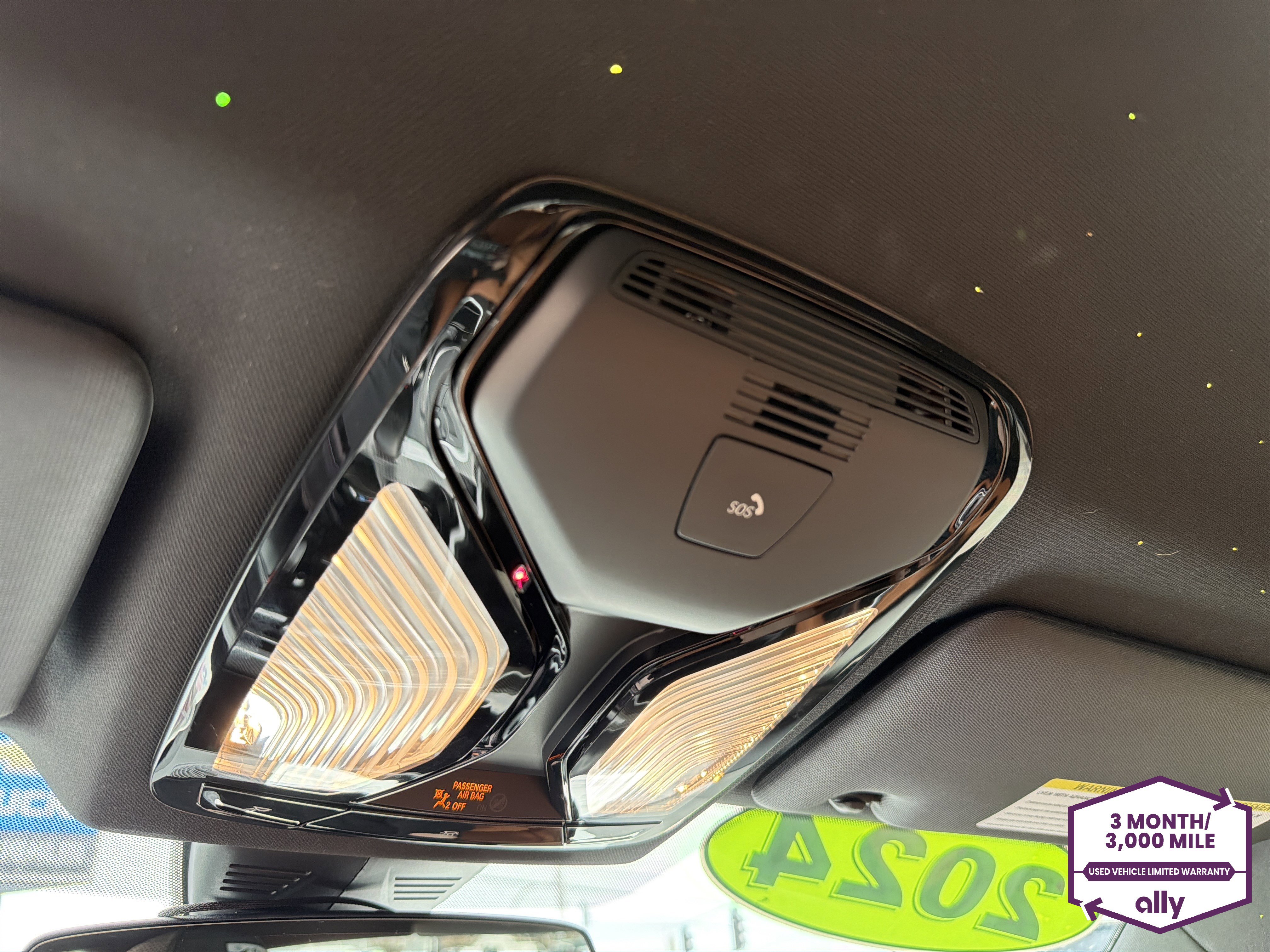 Used 2024 BMW M2 w/ Lighting Package image 18