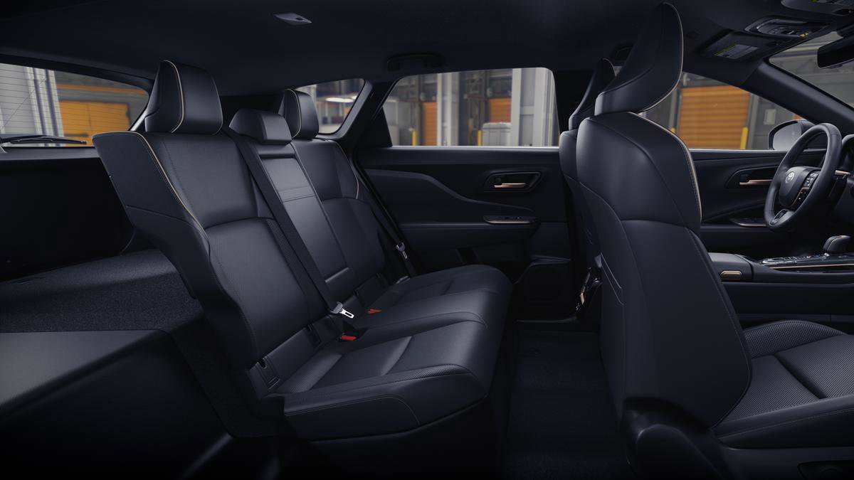 New 2026 Toyota Crown Signia AWD/4WD image 2