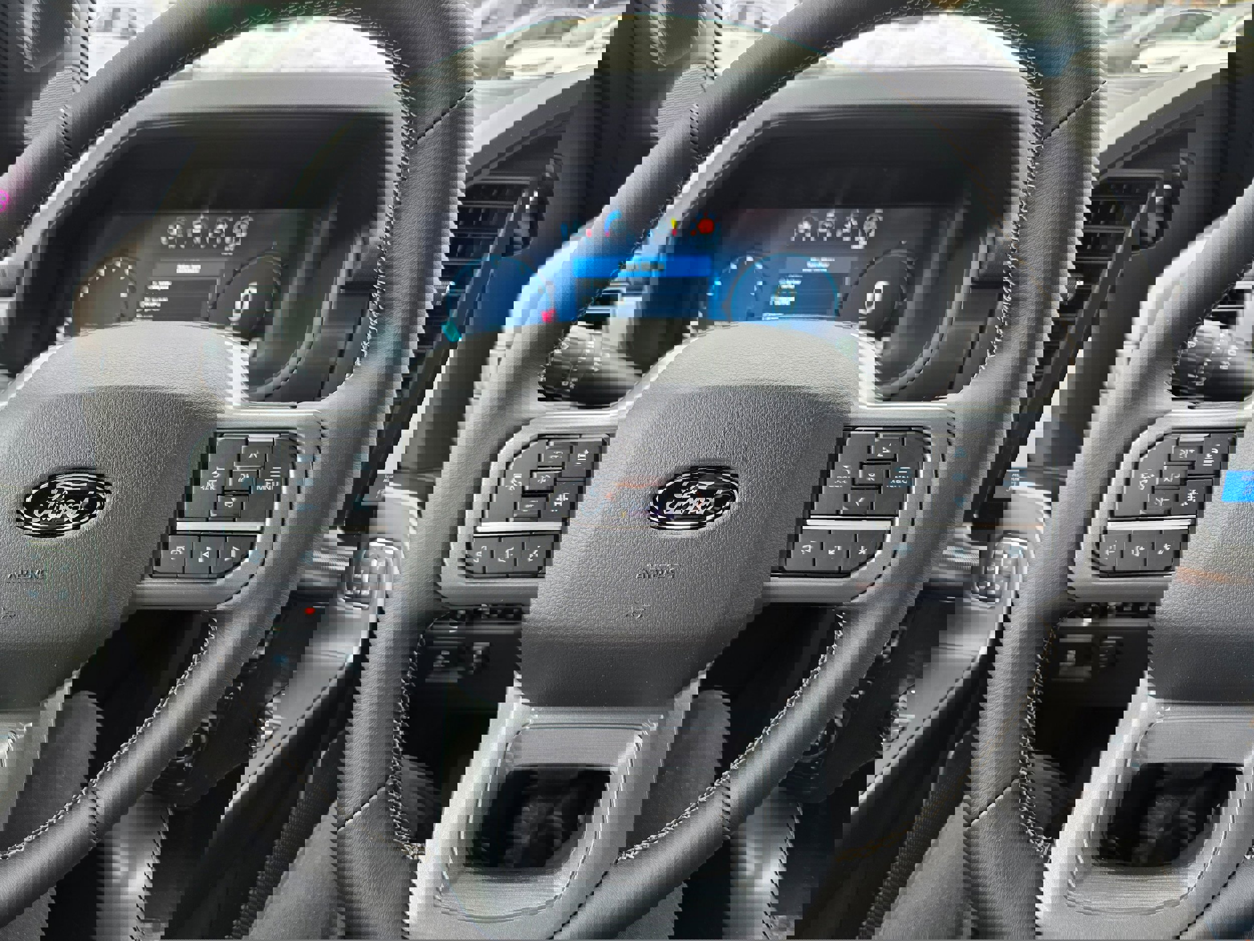 New 2026 Ford F150 Lariat w/ Equipment Group 501A Mid image 22