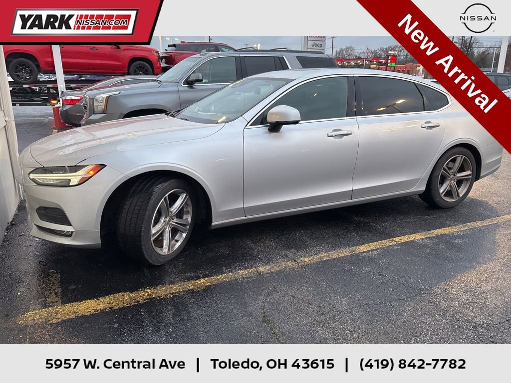 Used 2018 Volvo S90 T5 Momentum w/ Protection Package Premier