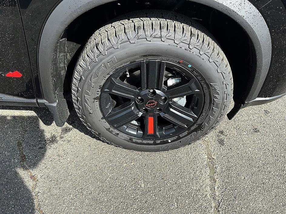 New 2026 Nissan Rogue SV image 25