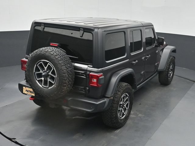Used 2024 Jeep Wrangler Unlimited Rubicon w/ Technology Group AWD/4WD image 40