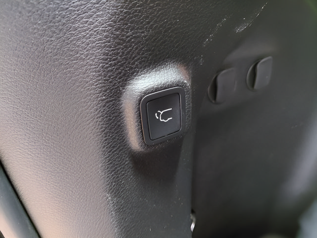 Used 2022 Jeep Cherokee Limited AWD/4WD image 44