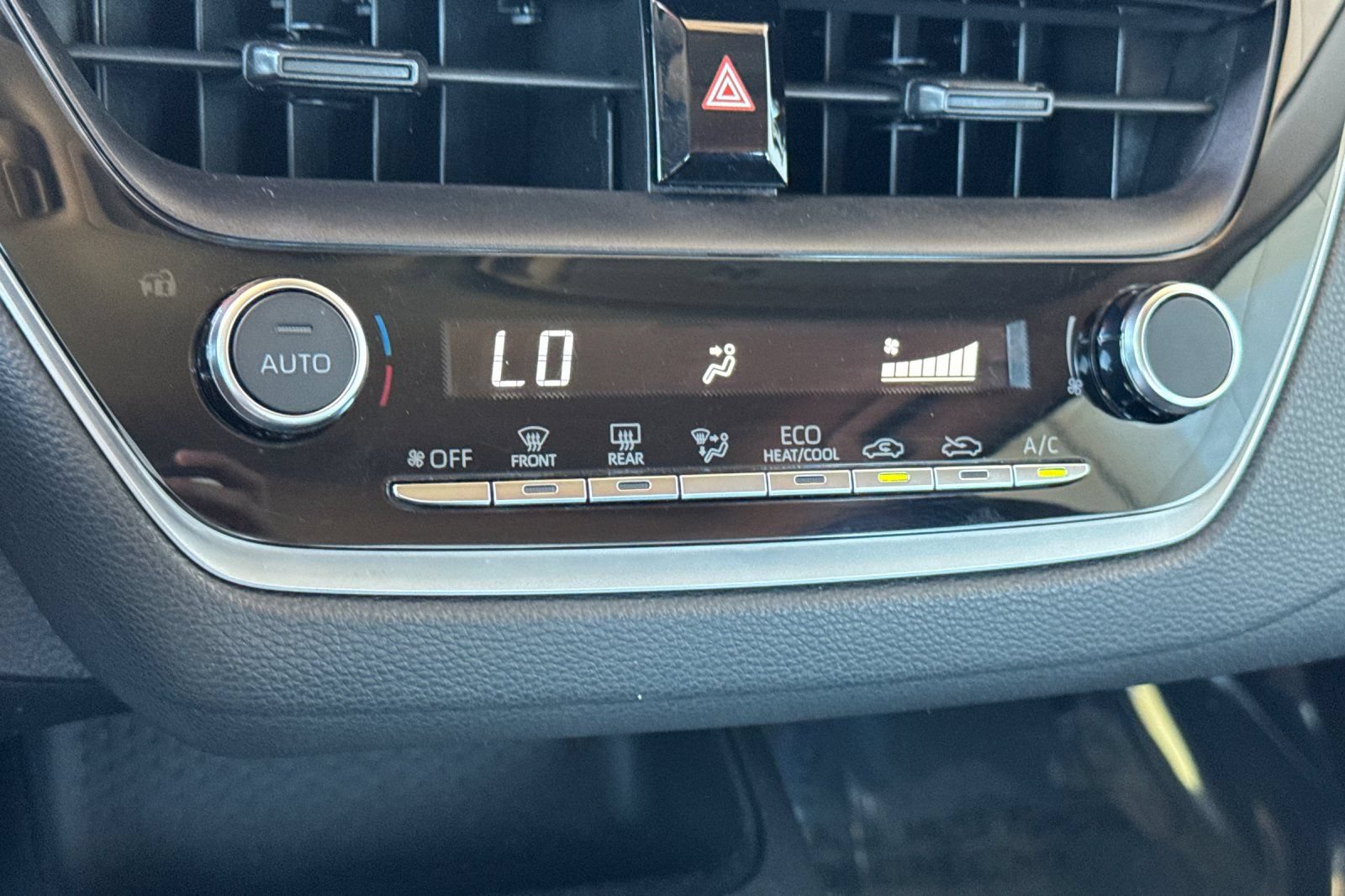 Certified 2024 Toyota Corolla LE FWD image 24