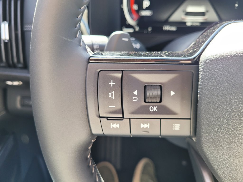 New 2026 Nissan Pathfinder Platinum AWD/4WD image 21