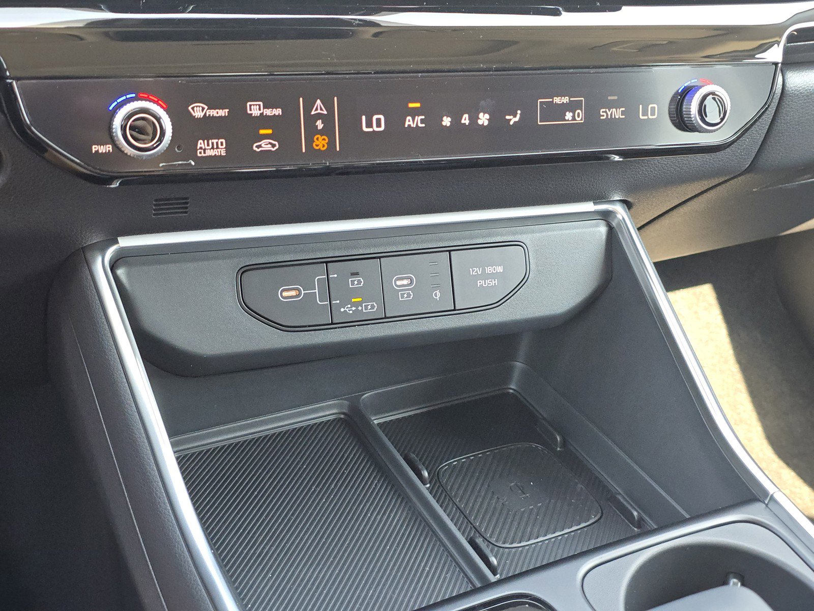 New 2026 Kia Carnival SX Prestige image 18