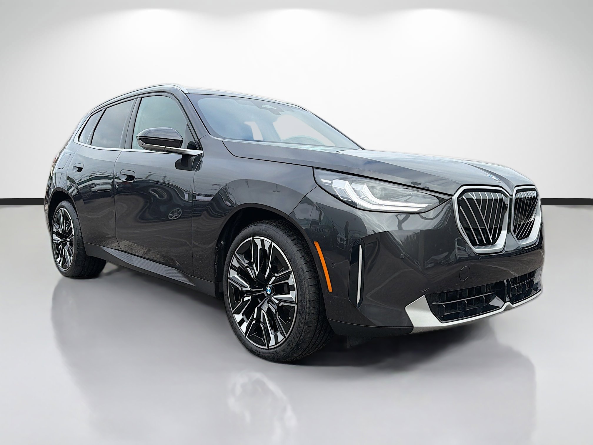 Used 2025 BMW X3 xDrive30i w/ Premium Package image 1