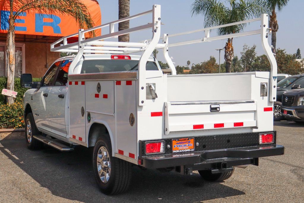 Used 2024 RAM 3500 Big Horn AWD/4WD image 7